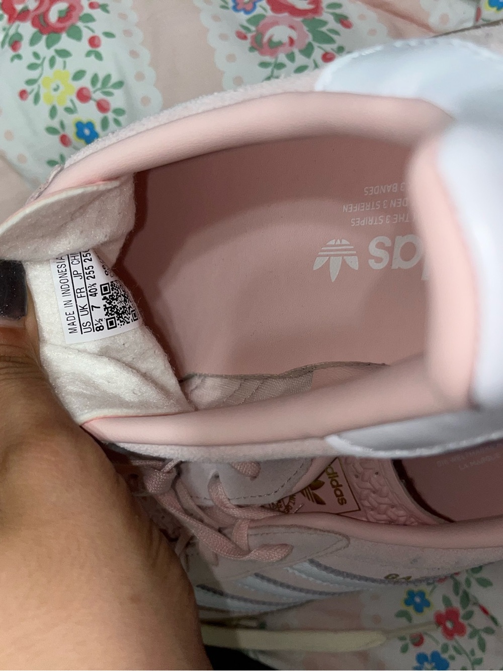 adidas Women’s Light Pink and White Low-Top Sneaker